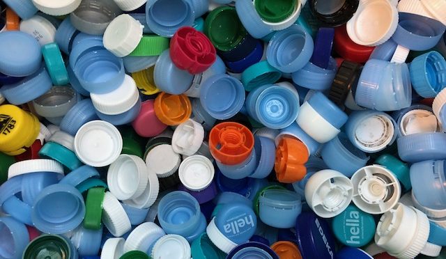 Rekordverdächtig: Bildungshaus sammelt 345kg Plastikdeckel!